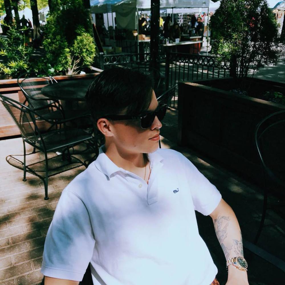 Meet your Posher, Elijah